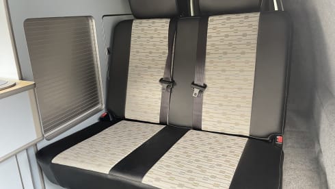 Caddy  – VW Caddy Maxi Micro Campervan. 4 Berth. 