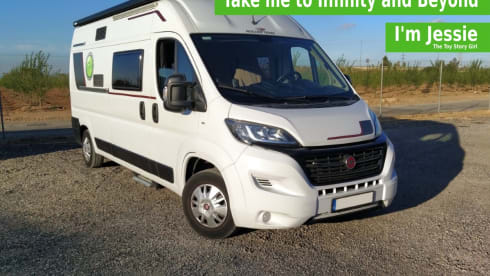 Jessie – Jessie, Camperbus Roller Team 4P, nice and compact and yet luxurious, shower and toilet