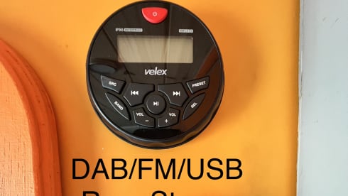 Decks – 4 berth 5 Belt Campervan