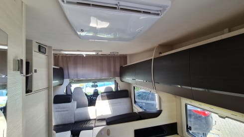 Luxe Familiecamper – Luxury Family Camper, Sleeps 6, Air Conditioning, Wifi