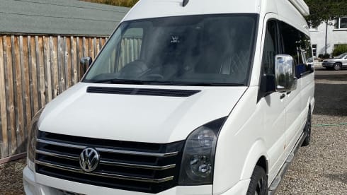 Dignity  – Autobus Volkswagen a 4 posti letto del 2017