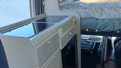 2p Peugeot bus with toilet