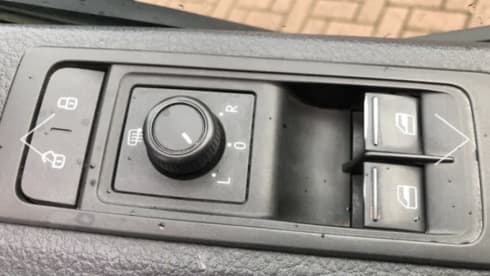 Pixie – 4 berth Volkswagen campervan from 2016