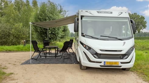 Luxury 4 p McLouis integral camper from 2023