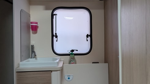 6p Rimor alcove uit 2023