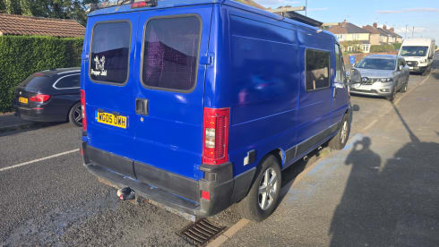2 berth Peugeot campervan fully loaded 