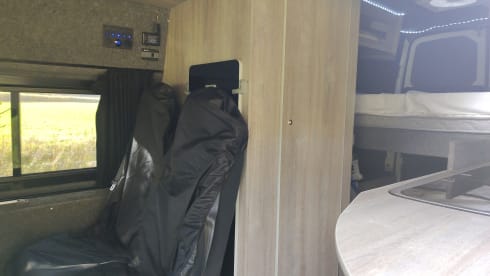 Transula – Transula – Transit T350, 4 Bed Camper