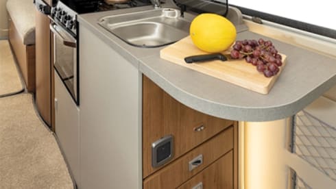 Family Friendly 4 berth T 669 (Preston)