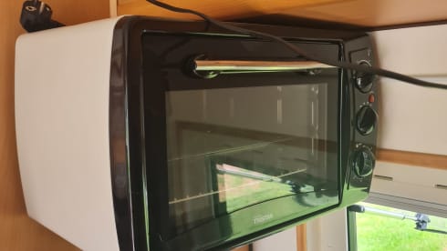 Chico – 4-Personen-Komplettbus mit Toilette, Schlafplätze für 2 Erwachsene + 1 Baby