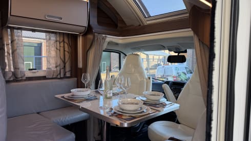 Ruby – Start your adventure with Ruby, our top of the range, luxury memory maker