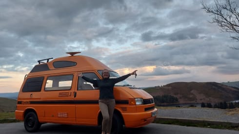 Cynthia – Cynthia our outrageously Orange VW camper