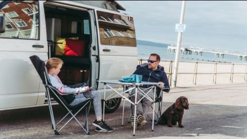 Barbarella – 4 Berth Cosy VW T5 Campervan 