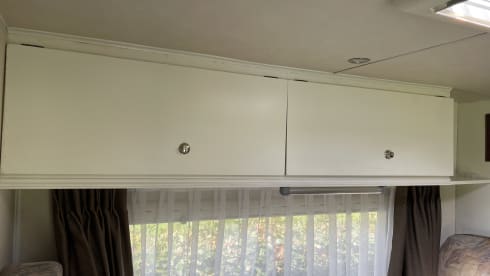 Ons huisje op wielen – 4p Peugeot semi-integrated from 1994