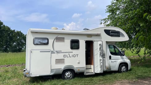 Elliot – Elliot Garage