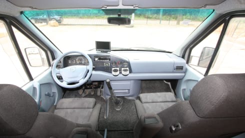Neat 2p. Mercedes Sprinter with XL fixed bed and strong 120 HP 5-cylinder