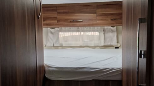 Very complete luxury mobile home ready for flexible travel.