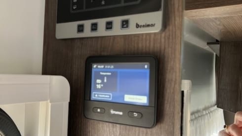 4p Benimar semi-integrated uit 2024