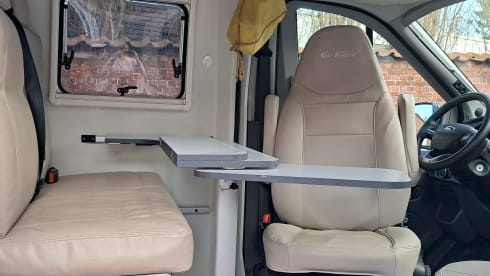 Ford-Campervan mit 2 Sitzen ab 2024