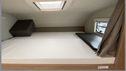 Bess – Flexible and comfortable for couples, families and friends (6-10 people)