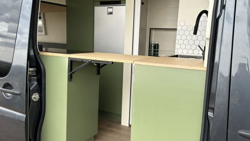 Sprinter – Luxury Mercedes Sprinter campervan