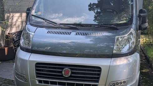 campertrotter – Luxury Dethleffs camper with air suspension and great comfort (7.1 m)