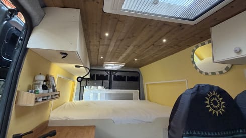 Boulder Bus – Off-Grid Opel Movano 4 gordel plaatsen 