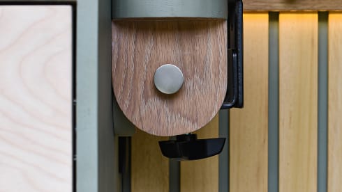 La Via – Camperbus Nissan NV400 L2H2 2personen gerenoveerd in 2023