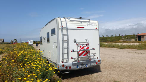 Camper semintegrale ARCA Mercedes