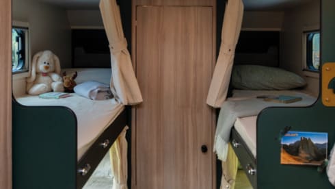 Family 4 – 6p Rimor alcove from 2026