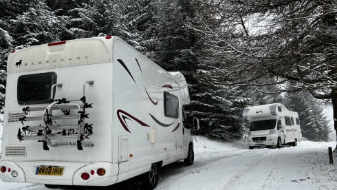 Family Fiat Bessacarr  5berth/5belt Motorhome Hire