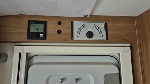 2p Knaus semi-integrated uit 2016