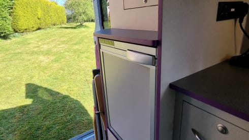 Ruth – 2 berth Renault campervan from 2016