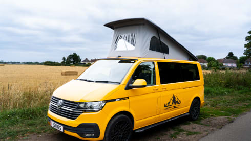 Eggy – 4 berth Volkswagen campervan from 2023