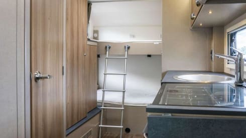 Swifty – Swift semi-integrale camper met 6 slaapplaatsen vanaf 2023