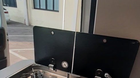 JUNIOR SUITE  – Adria Van 600 familie met 4 zitplaatsen