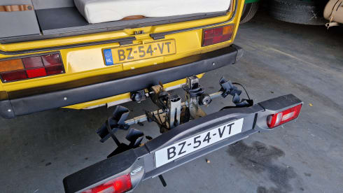 Unique Volkswagen T3 from 1988 to go on an adventure with