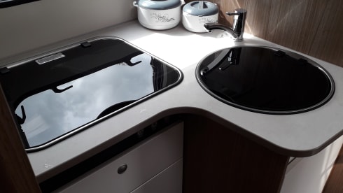 Super luxury corado camper 4 persons