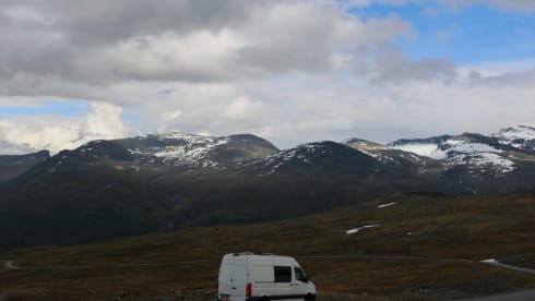 Olaf – Neat conversion Volkswagen Crafter L2H2