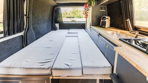 4p Volkswagen campervan from 2004