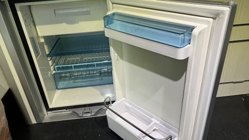 ADDAM – 4 berth Volkswagen bus from 2016