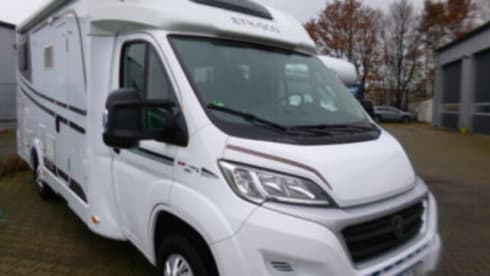Max – Carado small practical camper