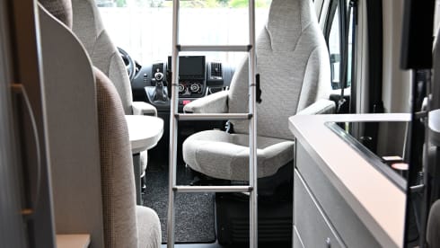 Duuk – Autobus Hymer 4 places de 2020