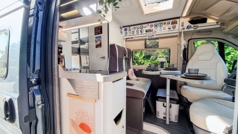 Freddy – Freddy | 4p adventure camper • compact, compleet & off-grid.