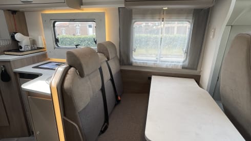 T338 Luxe Carado – 2025 (NEW)AUTOMATIC PREMIUM