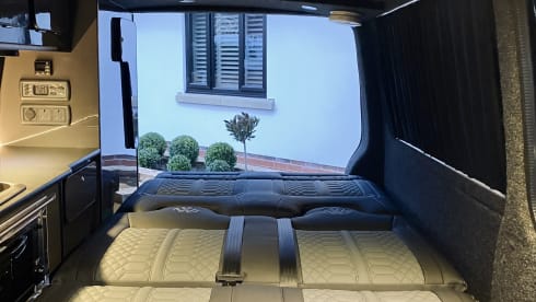 Amotra – 4 berth Volkswagen campervan from 2016