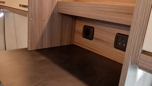 Calico – Four Berth Motorhome