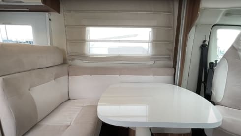 Piccolino – Travel comfortably and safely in a small camper.