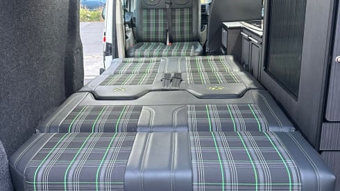 Frankie’s camper  – 4 berth Volkswagen campervan from 2017