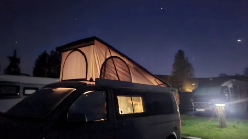 Bobella – 2021 - Luxury - Volkswagen LWB Automatic Camper-Van 