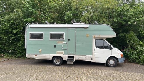 de Hut  – 5p Ford alcove from 1999